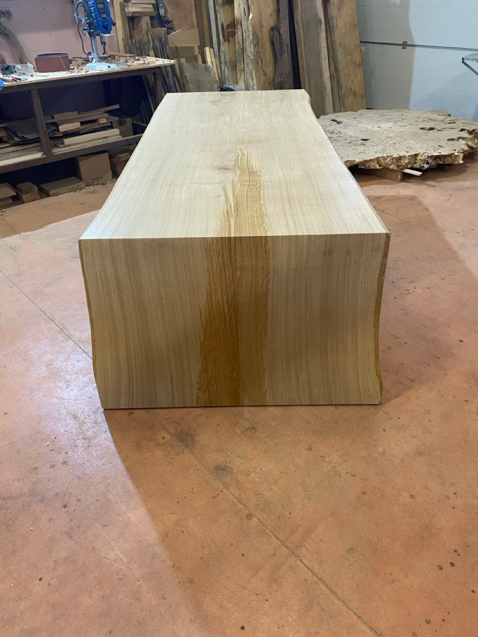 Bureau bois en chêne flammé