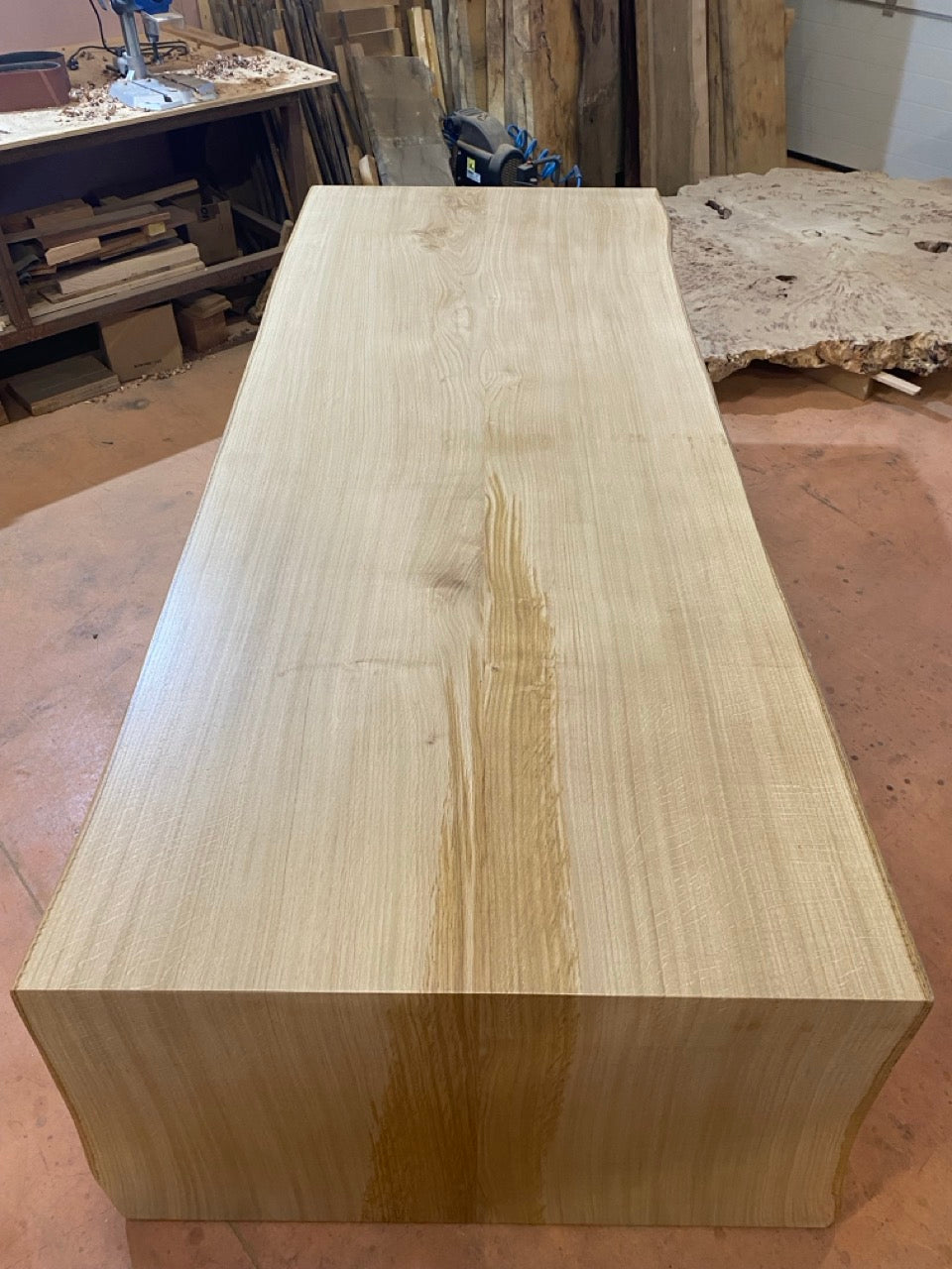 Bureau bois en chêne flammé