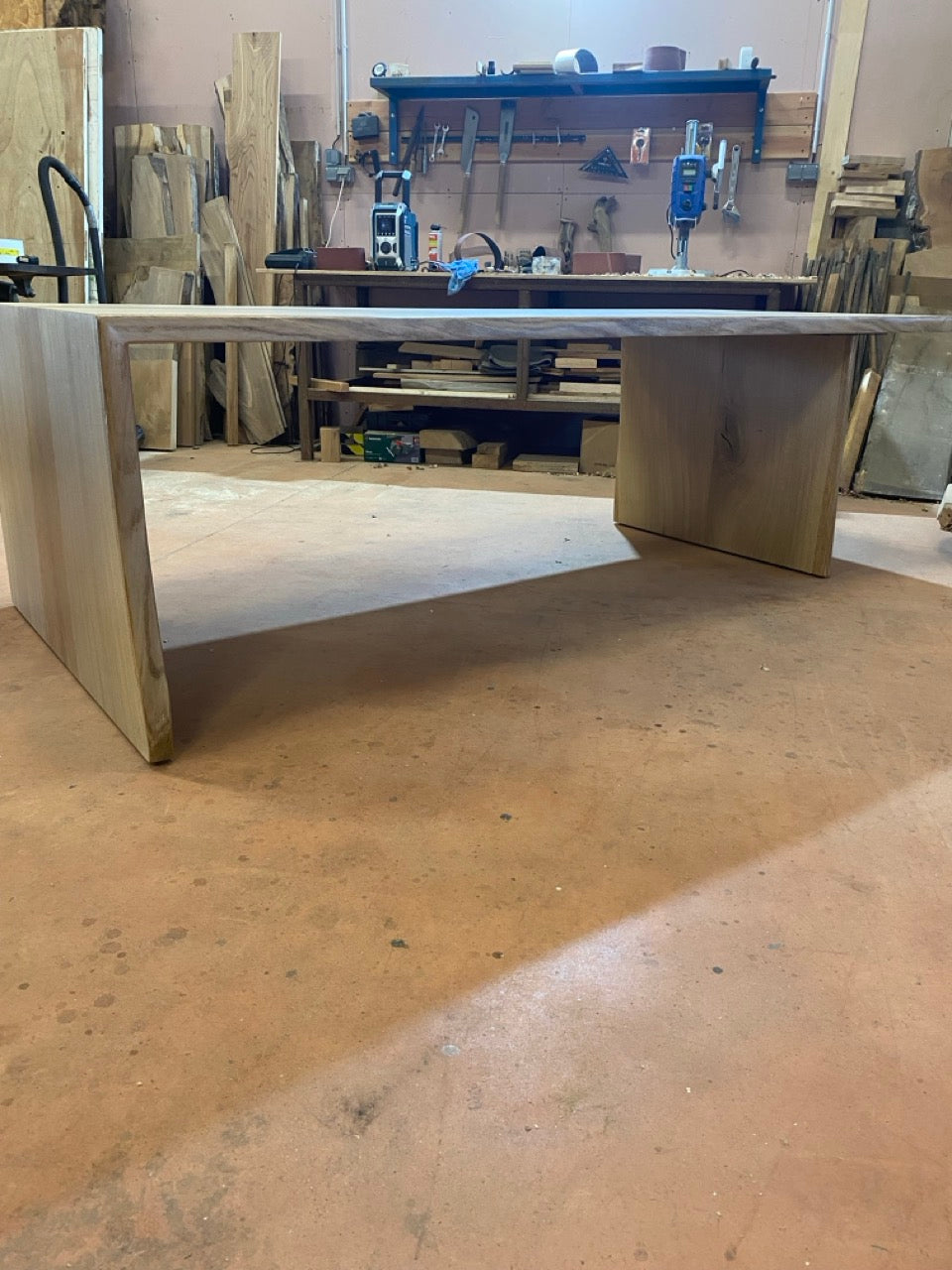 Bureau bois en chêne flammé